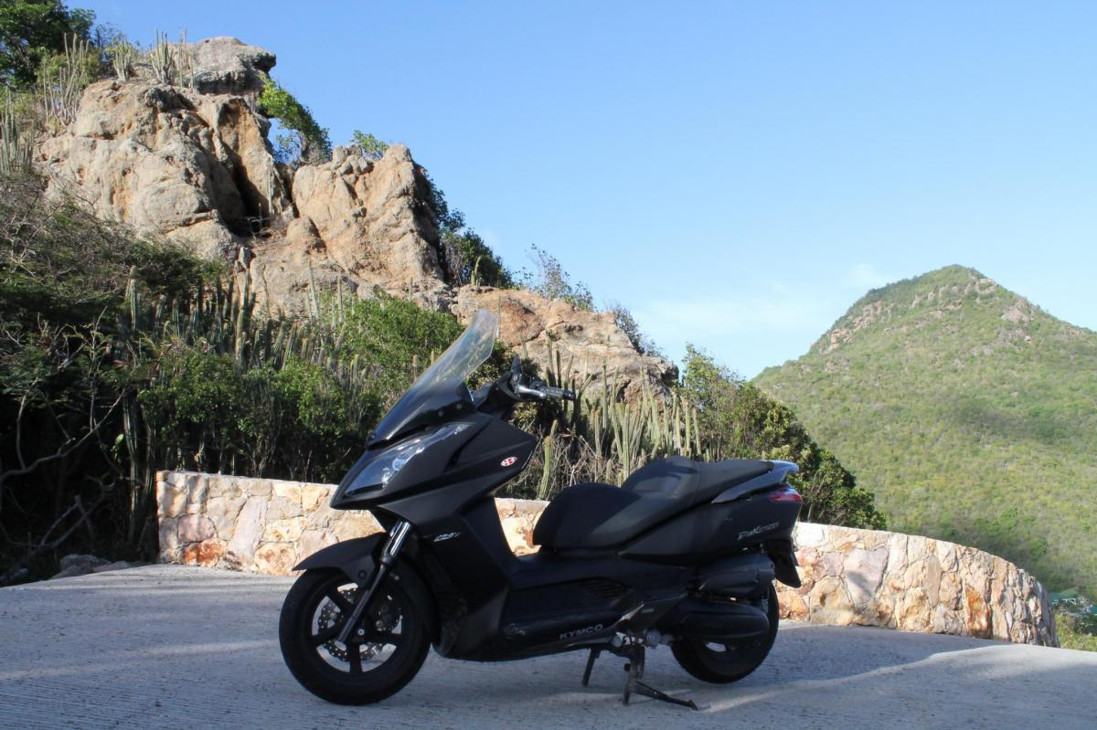 Scooters – St Barth Rental